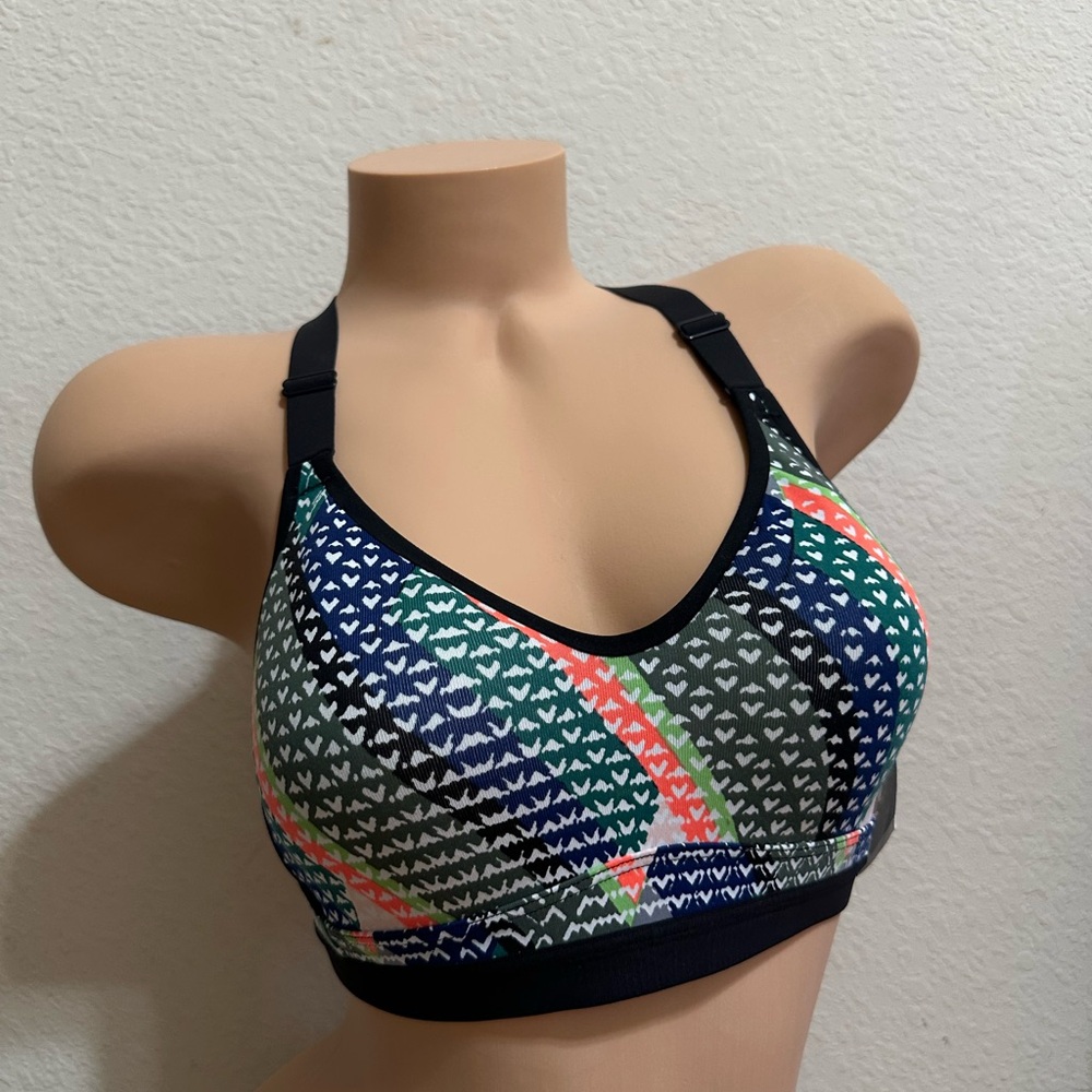 32C Victoria’s Secret Sports Bra